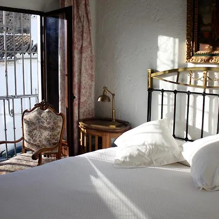 Jardin De La Muralla Ronda