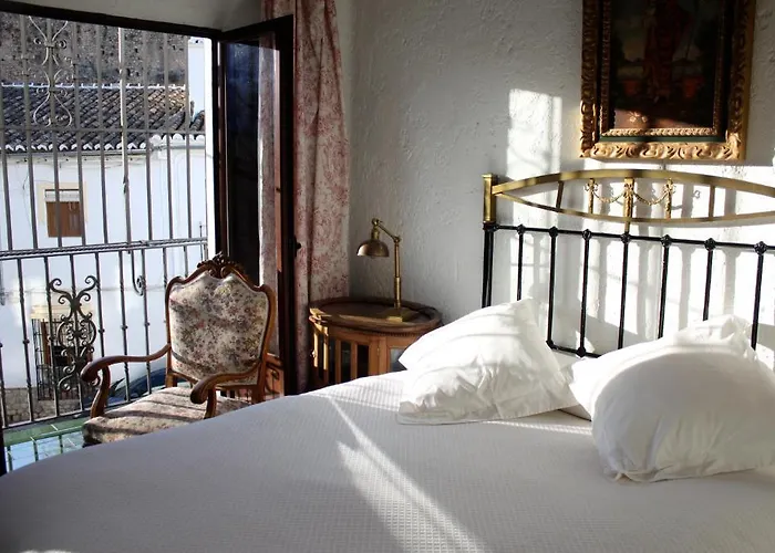 Jardin De La Muralla Ronda